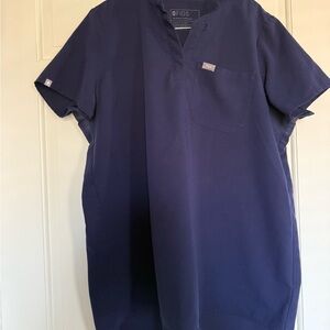 Figs Women’s Maternity scrub top